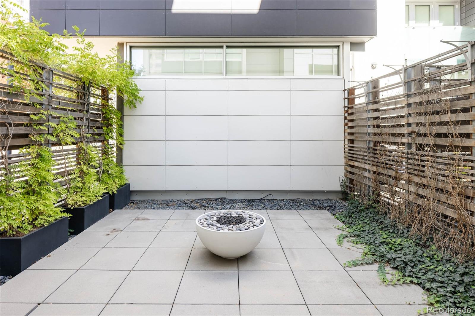 1467 Delgany Street Unit: #1-L