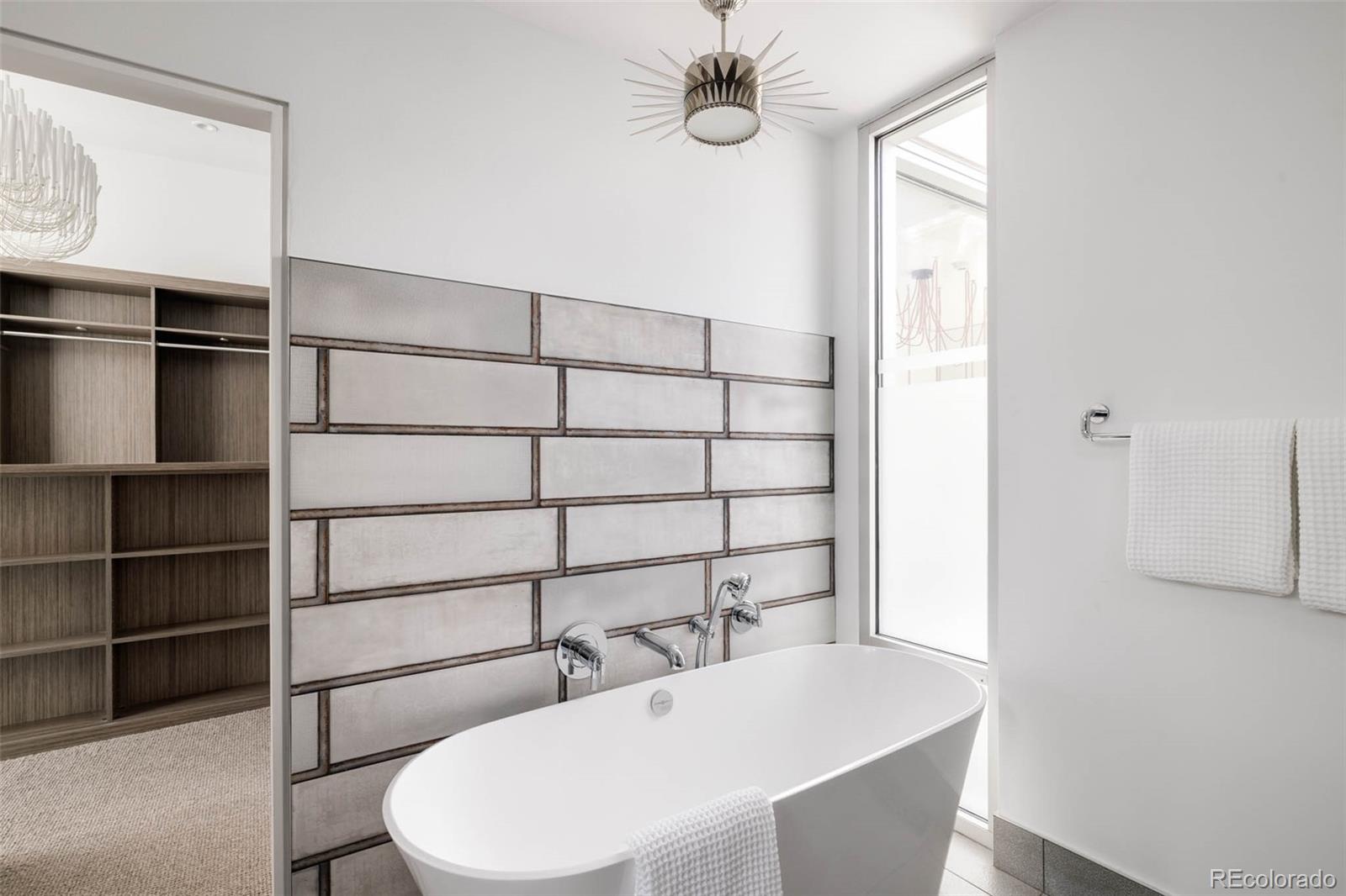 1467 Delgany Street Unit: #1-L
