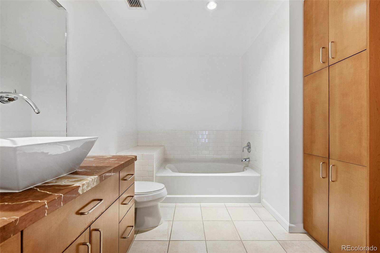 2990 E 17th Avenue Unit: 806