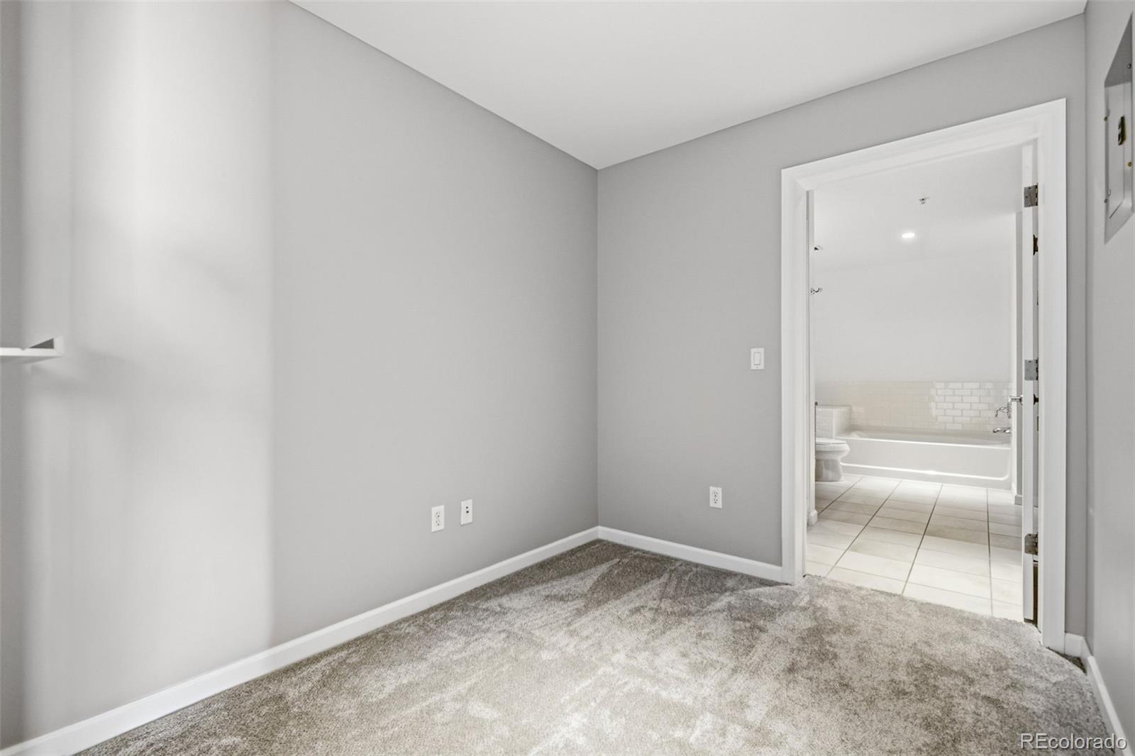 2990 E 17th Avenue Unit: 806