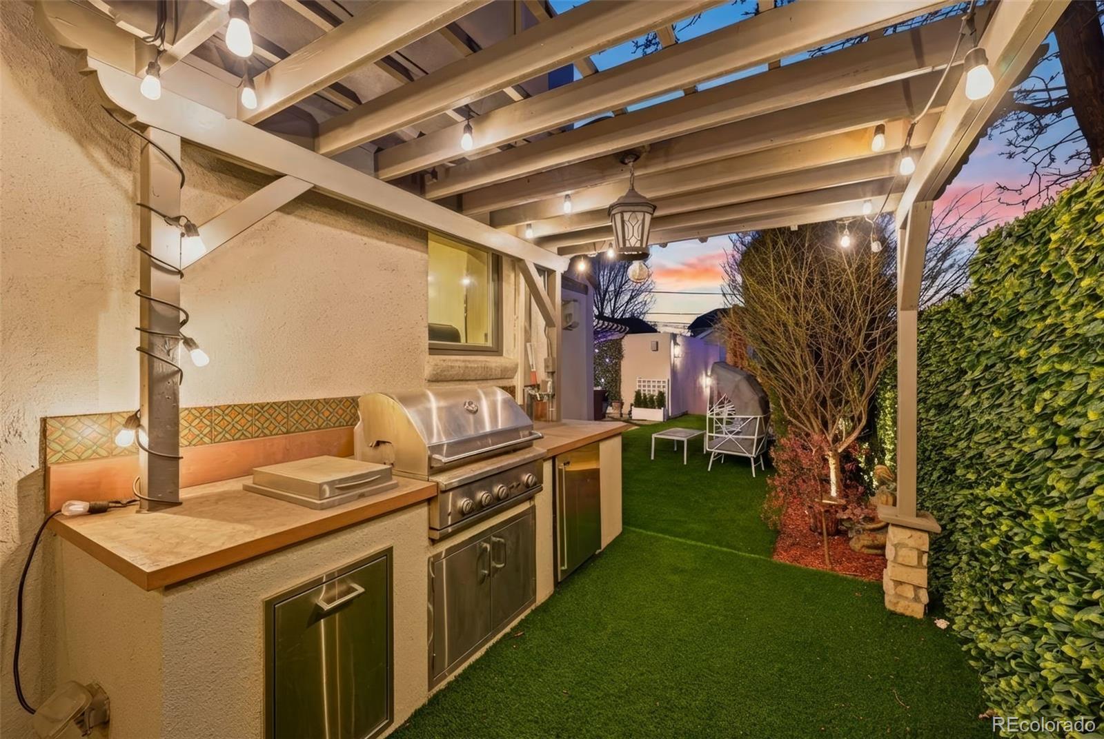 525 S Downing Street