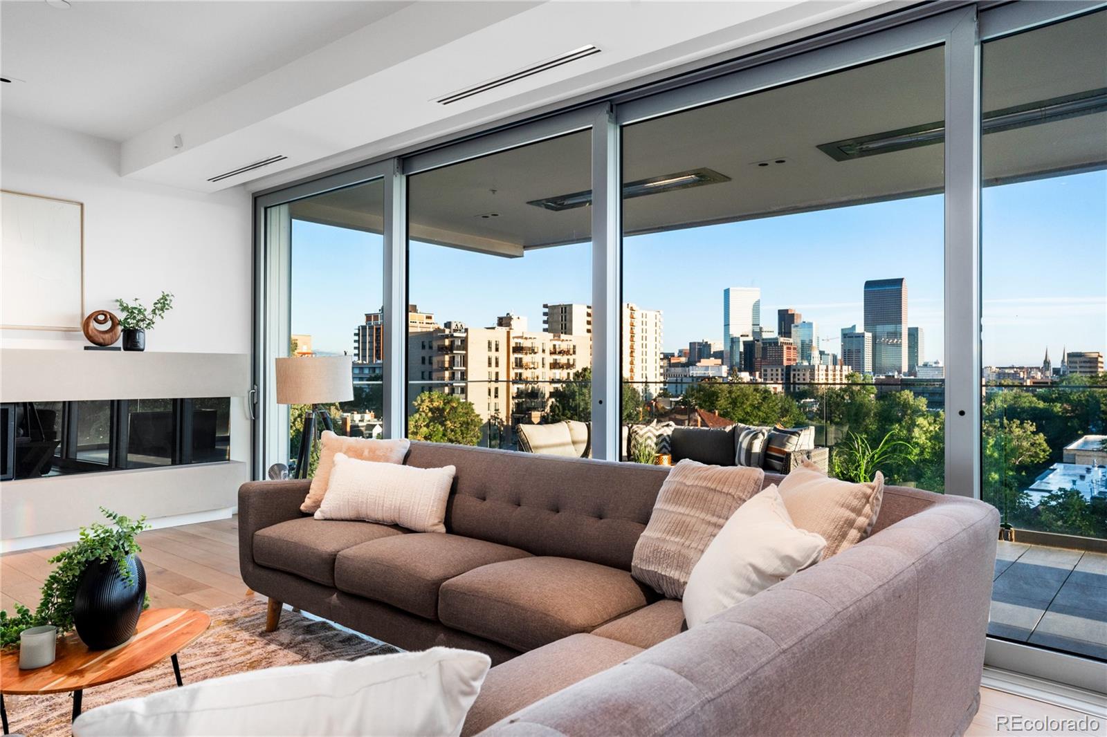 900 N Pennsylvania Street Unit: 600