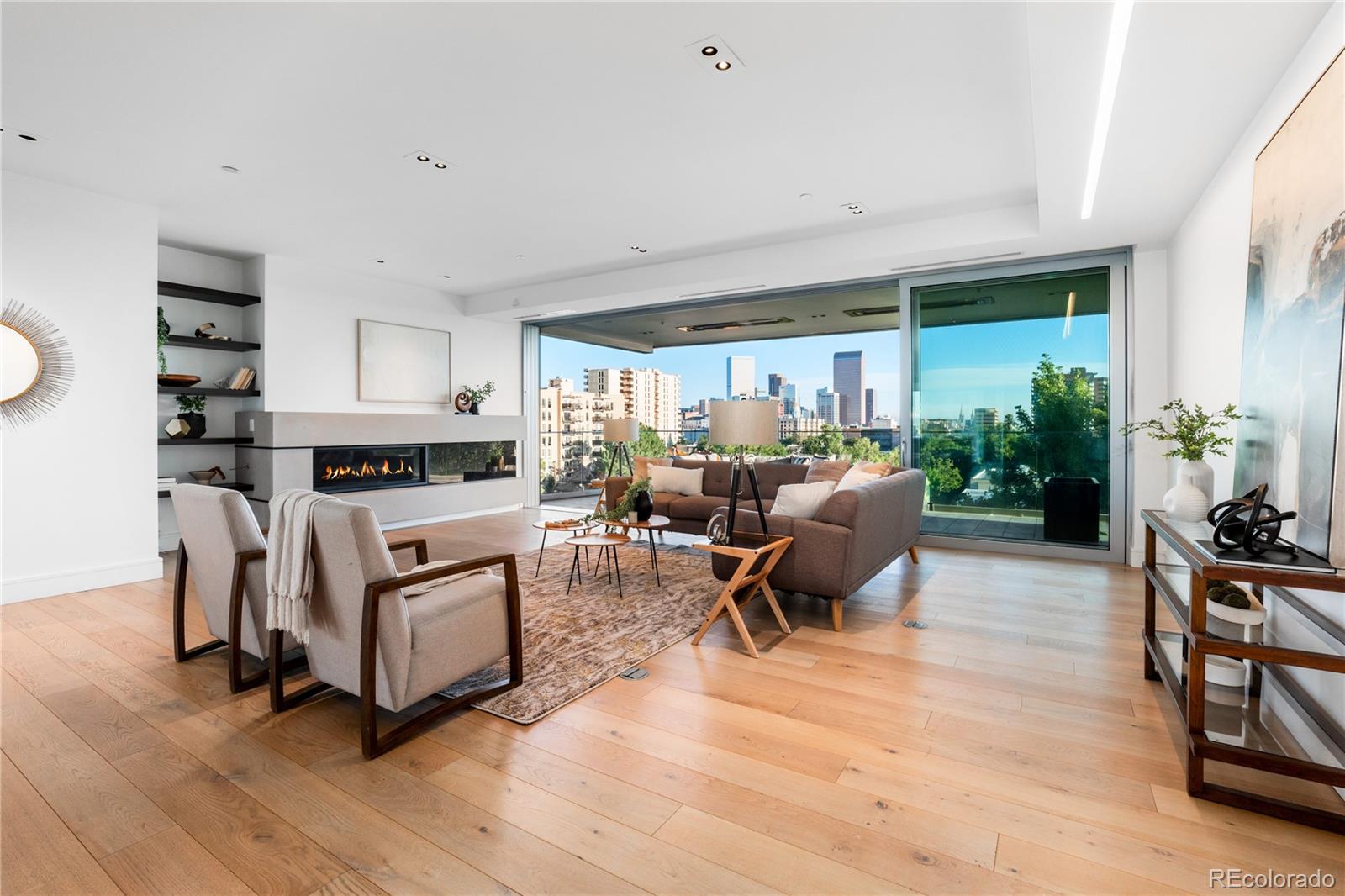900 N Pennsylvania Street Unit: 600