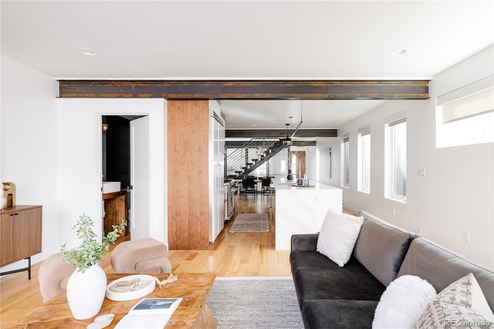 3617 Mariposa Street