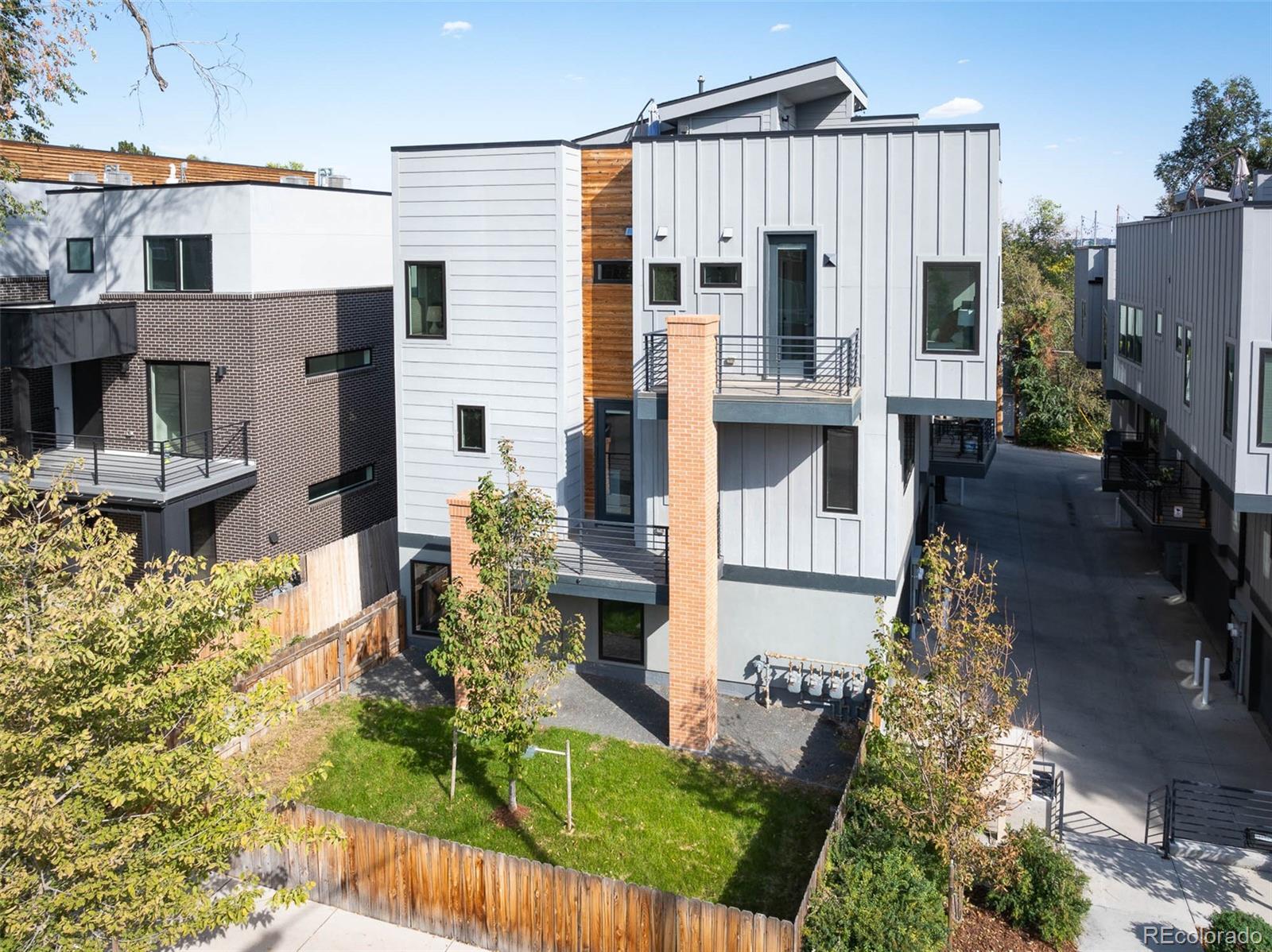 1248 Newton Street