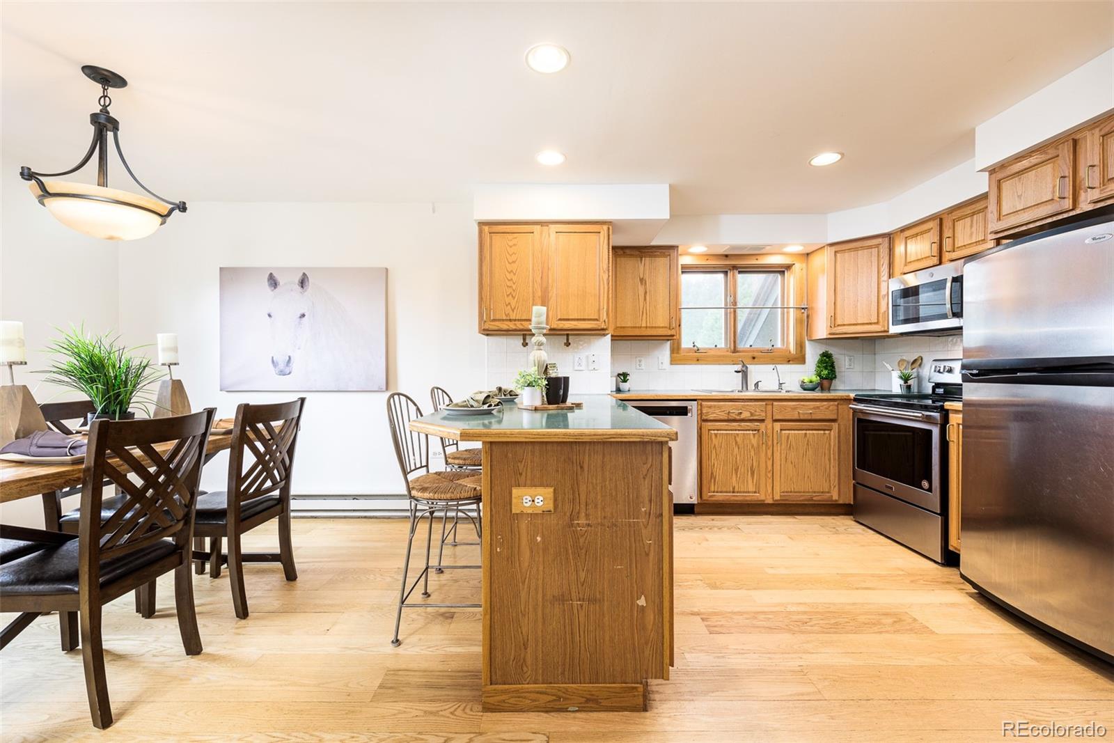 24897 Richmond Hill Road