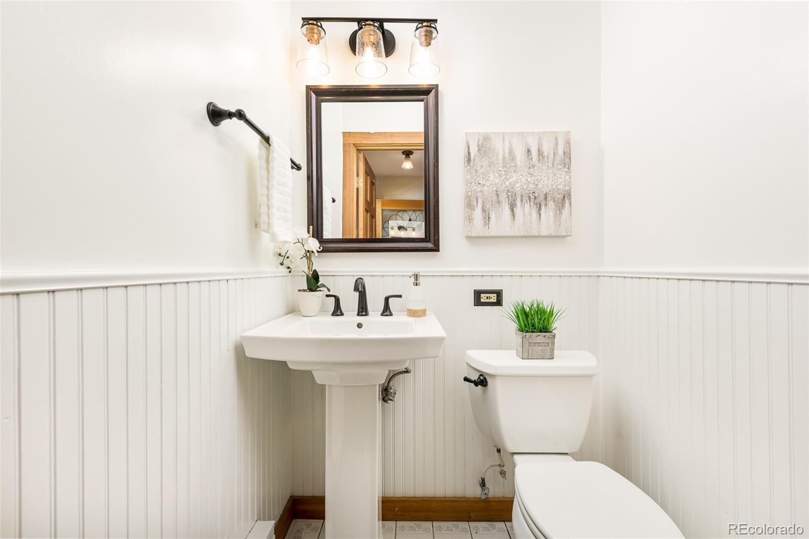 24897 Richmond Hill Road