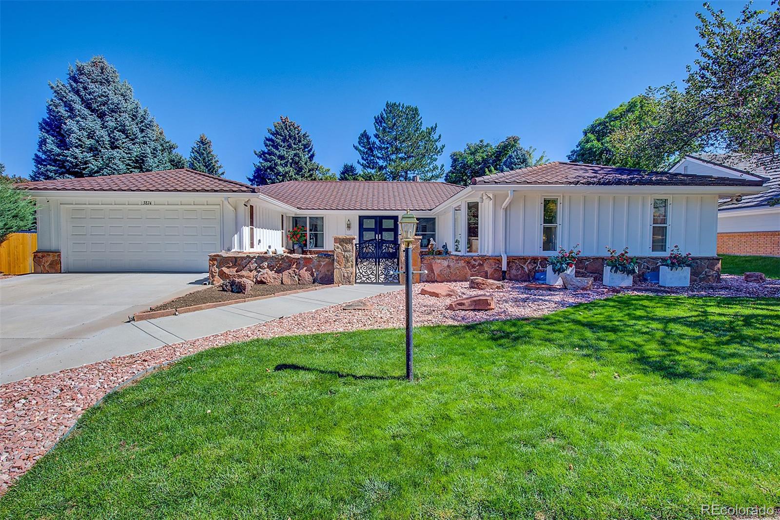 3874 S Peach Way