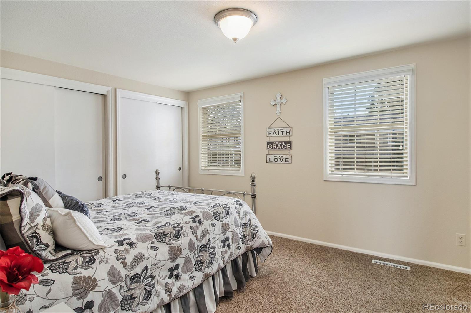 7035 S Magnolia Circle