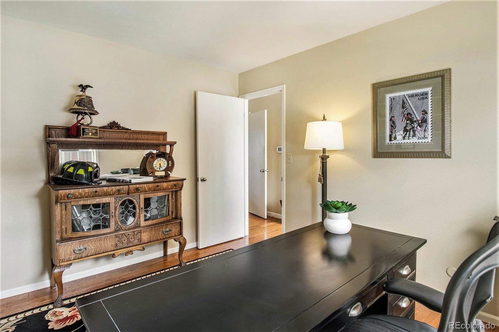 7035 S Magnolia Circle