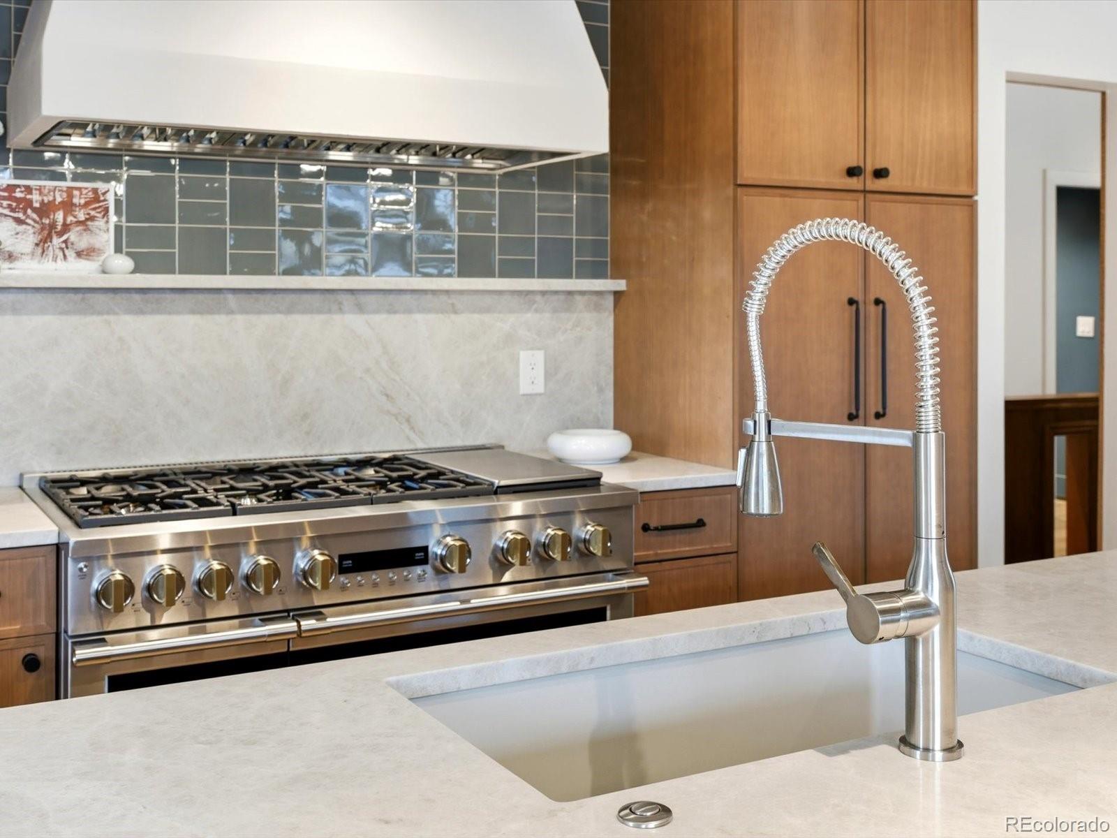 270 S Krameria Street