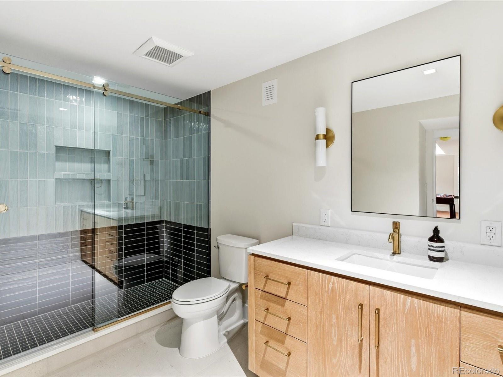 270 S Krameria Street