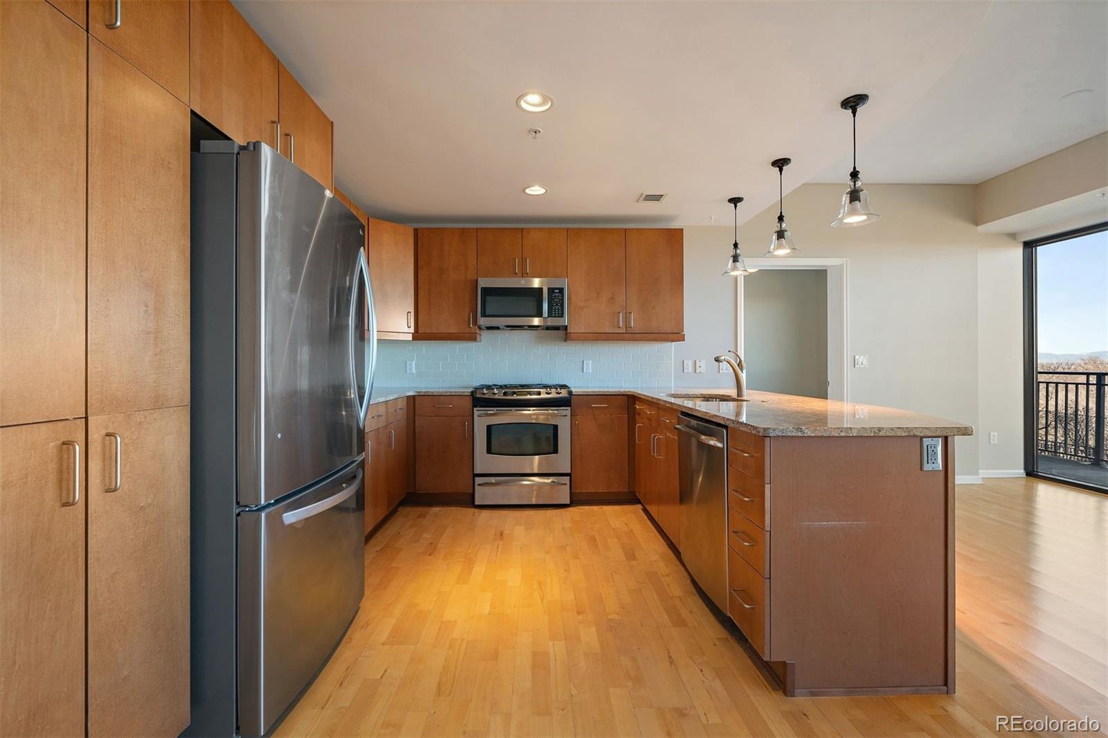 2990 E 17th Avenue Unit: 806