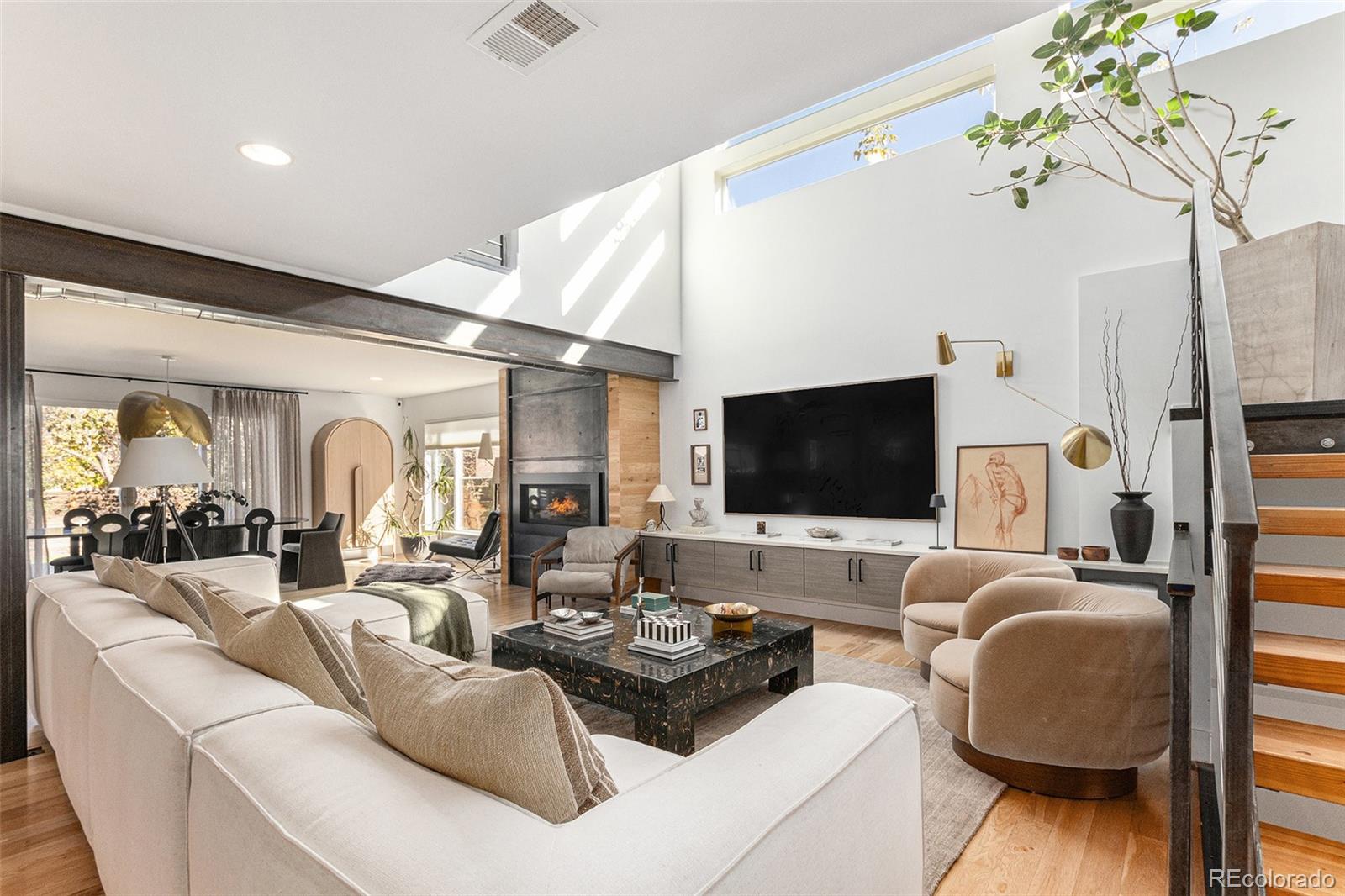 3815 W Alice Place