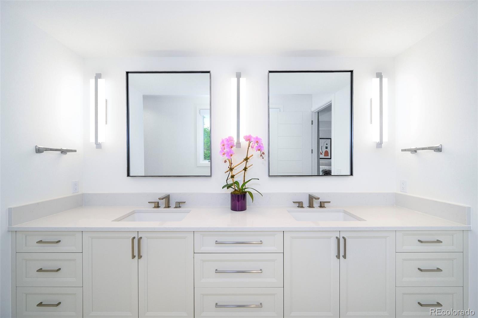 525 Columbine Street