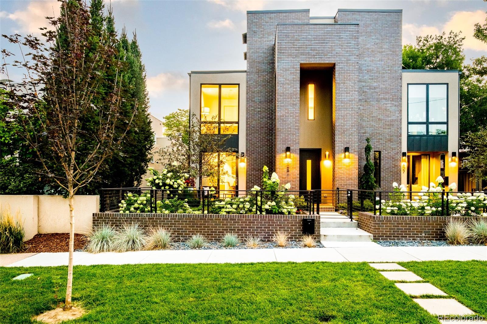 525 Columbine Street