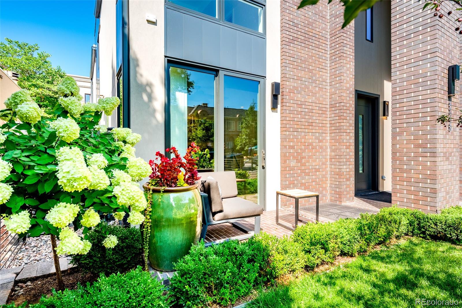 525 Columbine Street