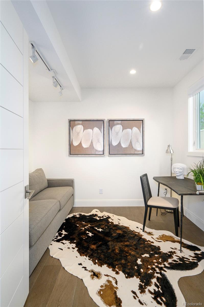 525 Columbine Street