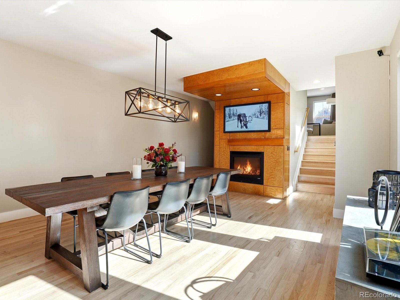 1737 S Pennsylvania Street