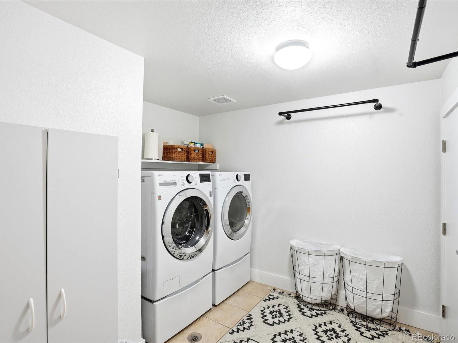 1737 S Pennsylvania Street