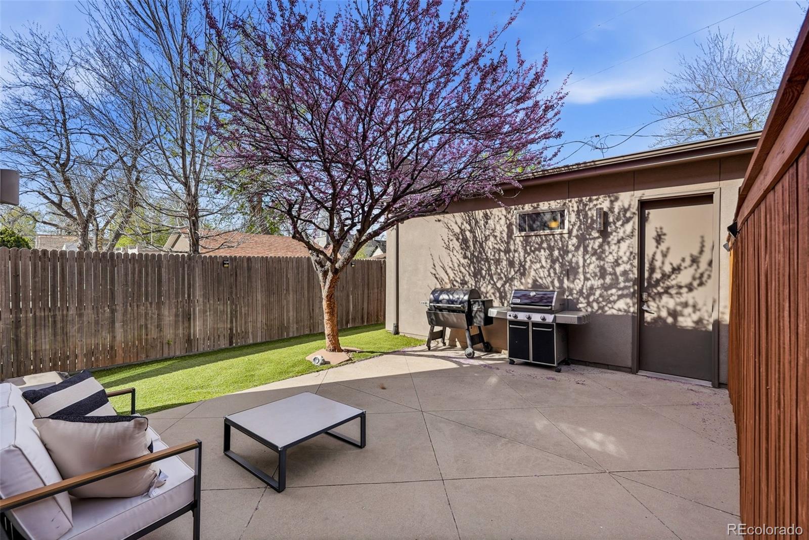 1737 S Pennsylvania Street