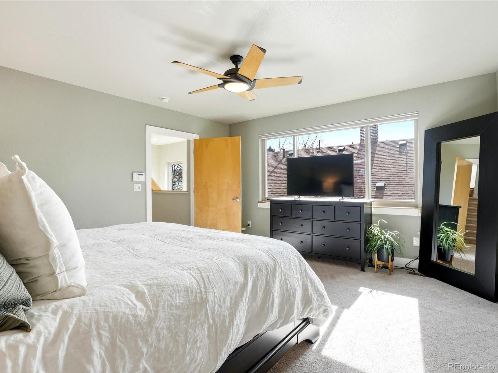 1737 S Pennsylvania Street