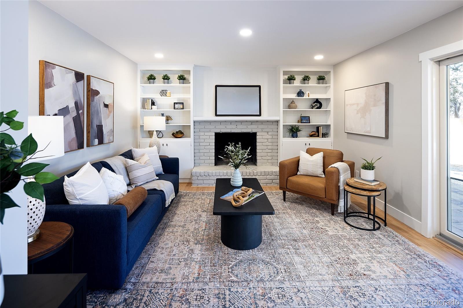 2718 S Langley Court