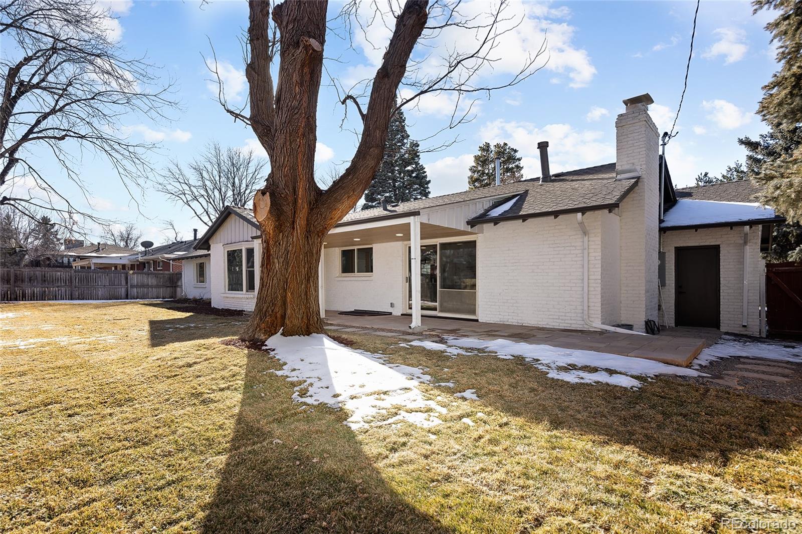 2718 S Langley Court