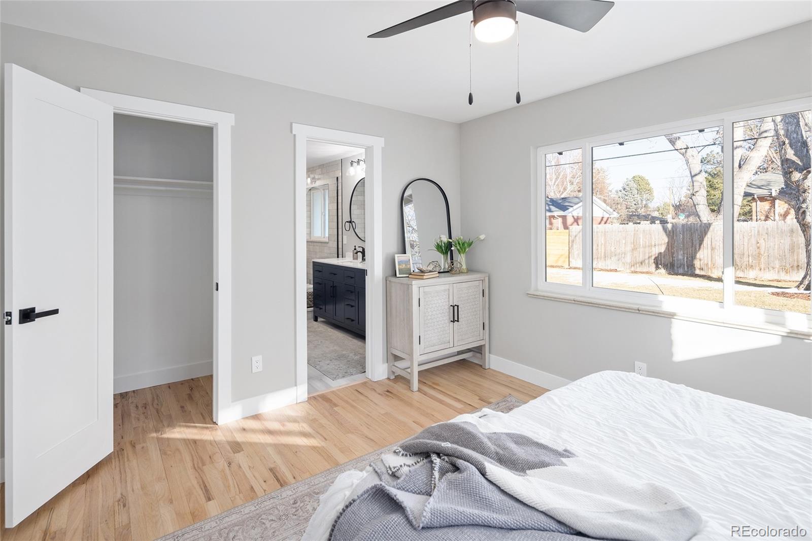 2718 S Langley Court