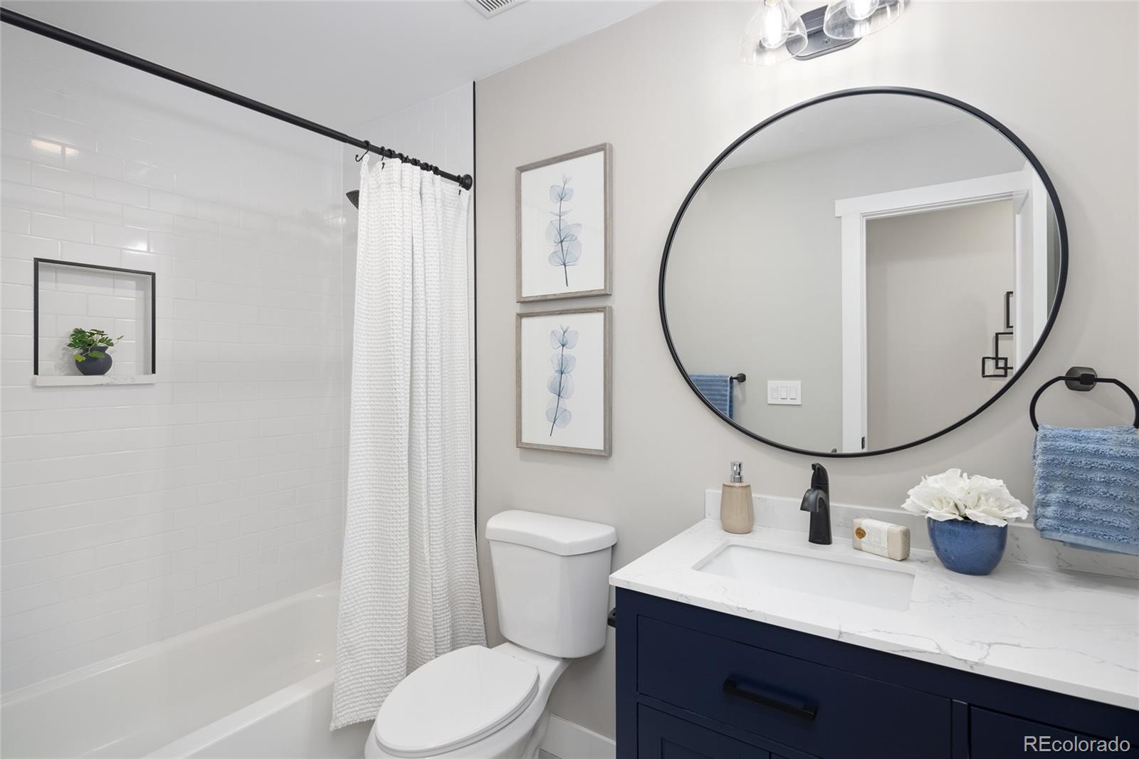 2718 S Langley Court