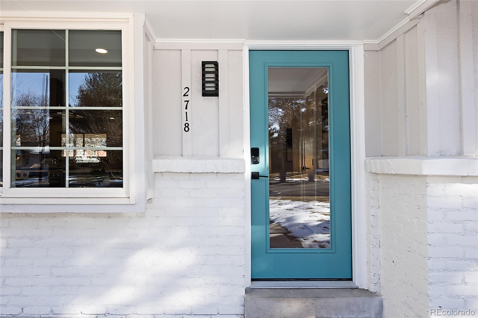 2718 S Langley Court