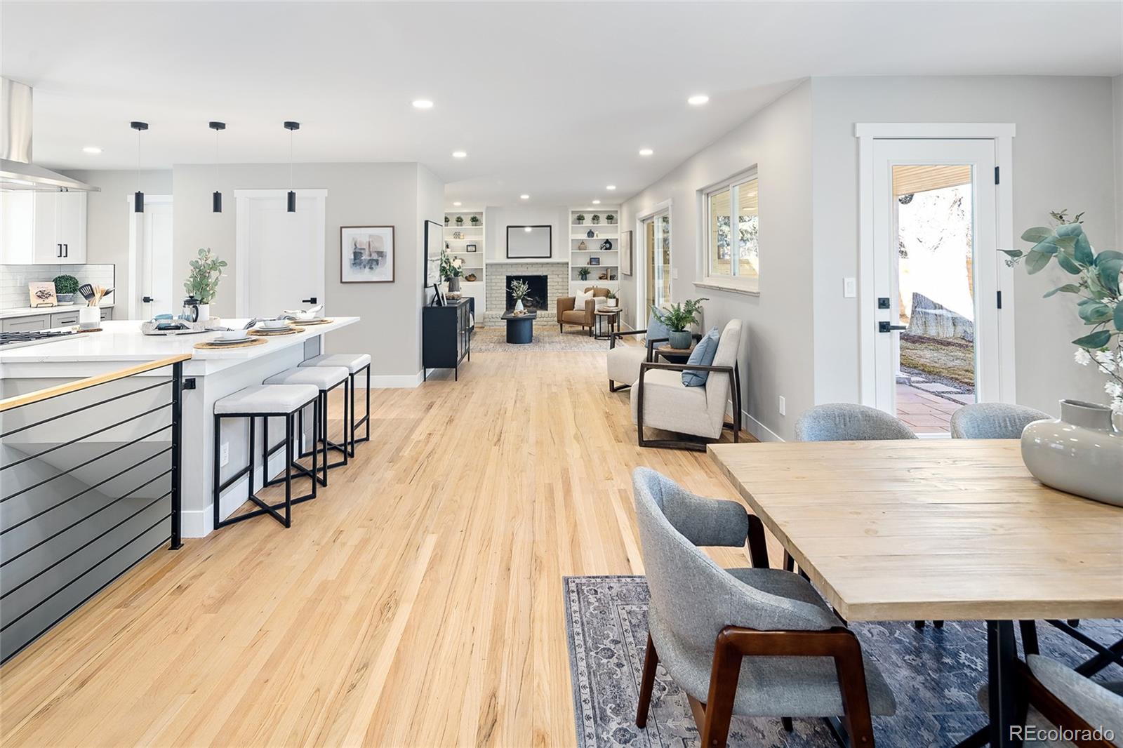 2718 S Langley Court