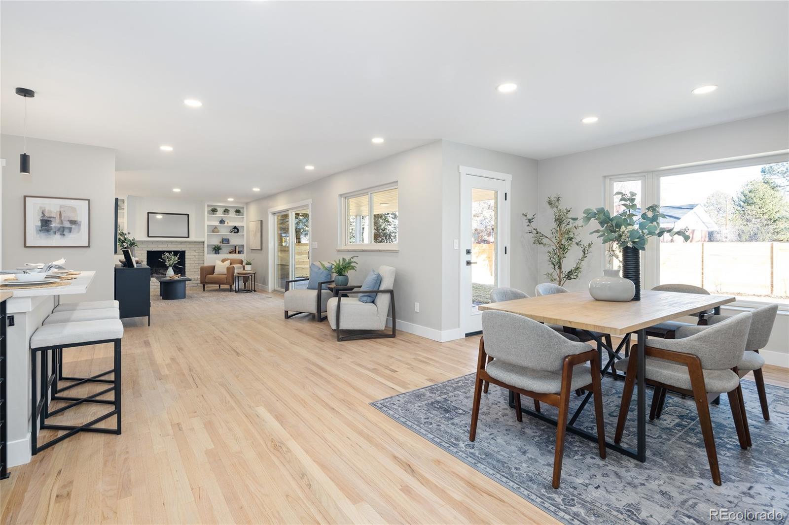 2718 S Langley Court