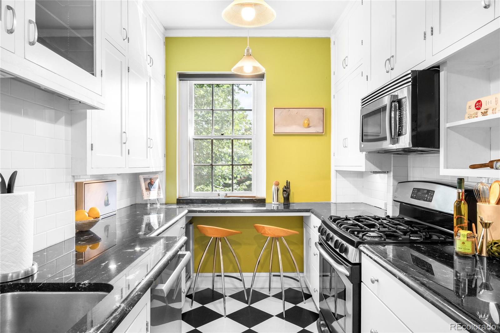 99 S Downing Street Unit: 101