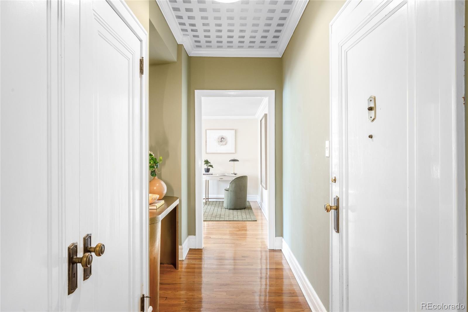 99 S Downing Street Unit: 101