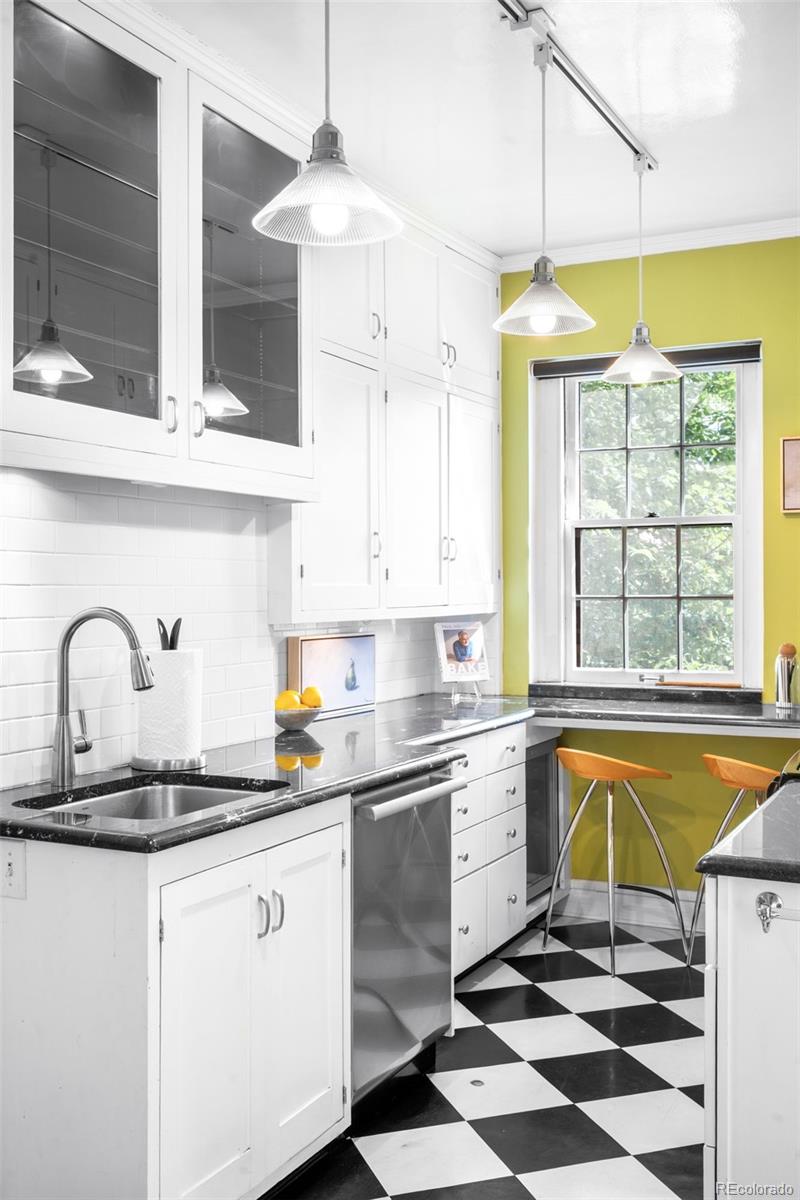 99 S Downing Street Unit: 101