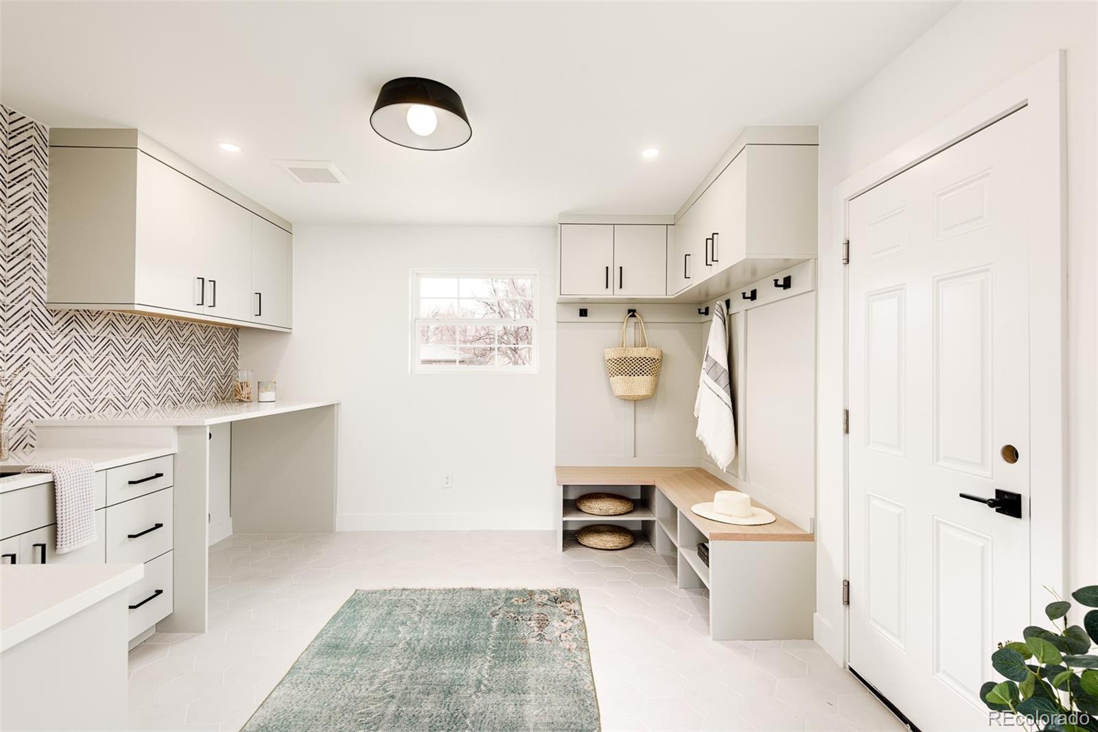 3000 S Gaylord Street