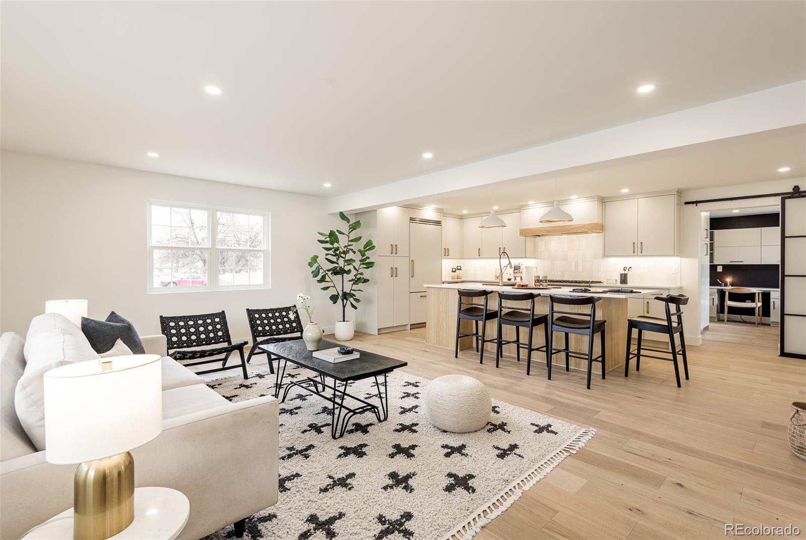 3000 S Gaylord Street