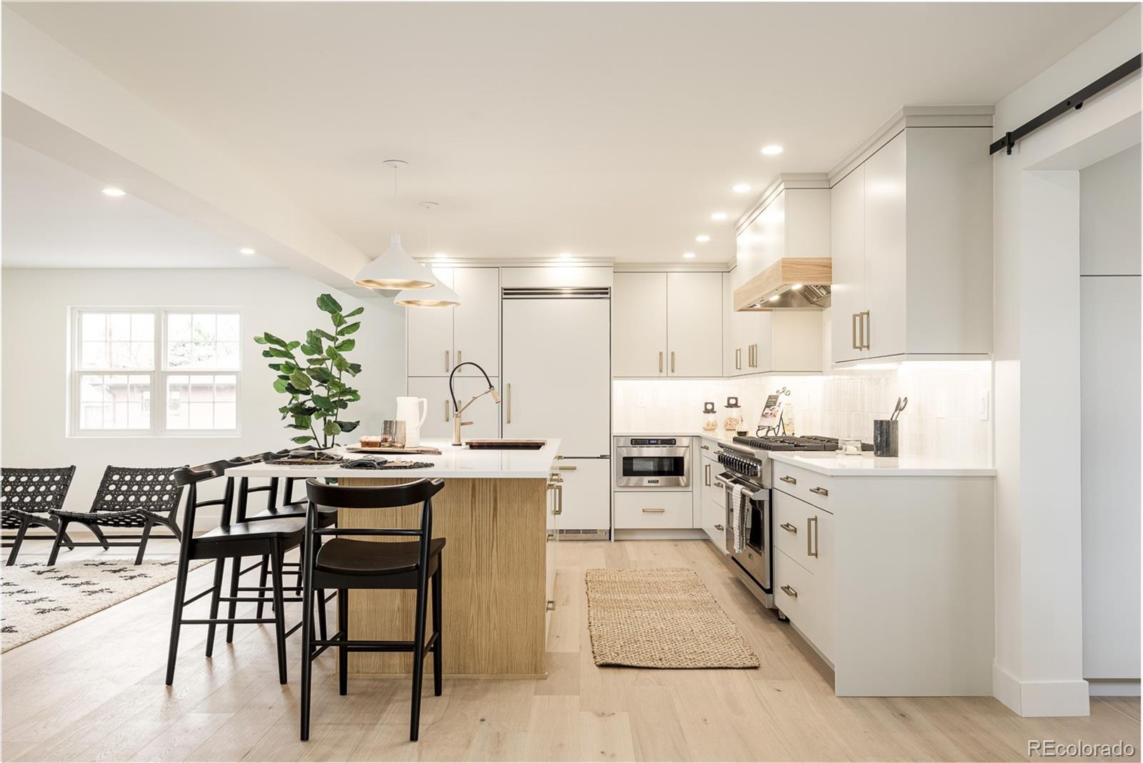 3000 S Gaylord Street