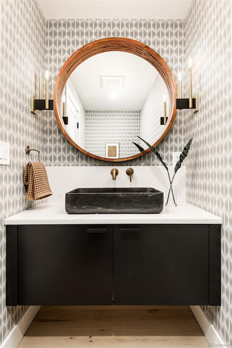 3000 S Gaylord Street