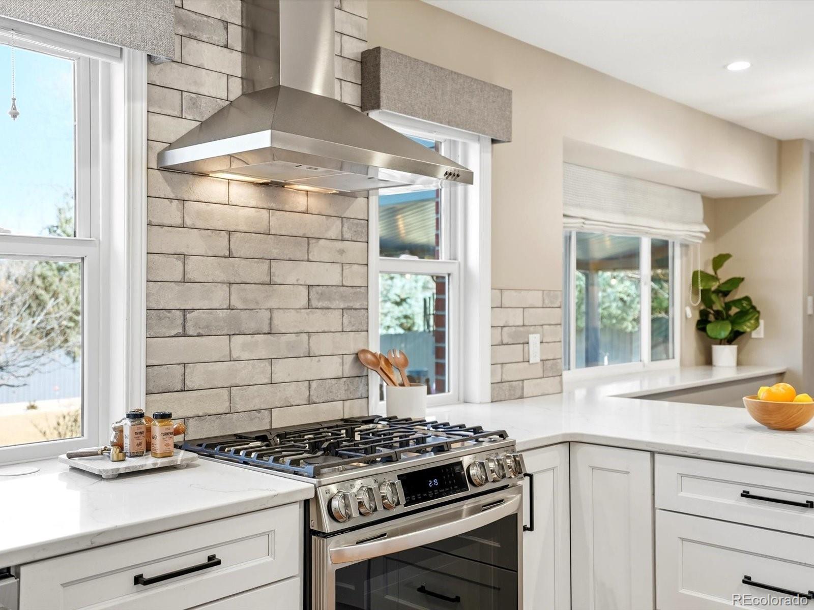 2544 S Krameria Street