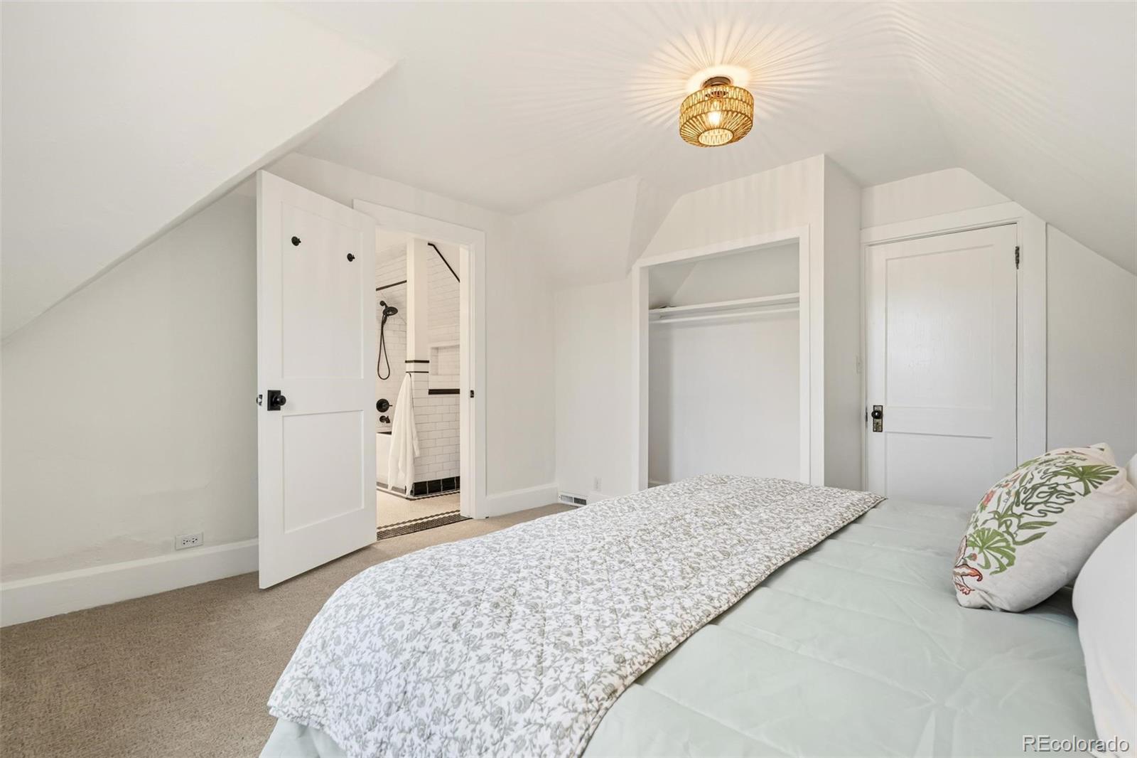 4137 Winona Court