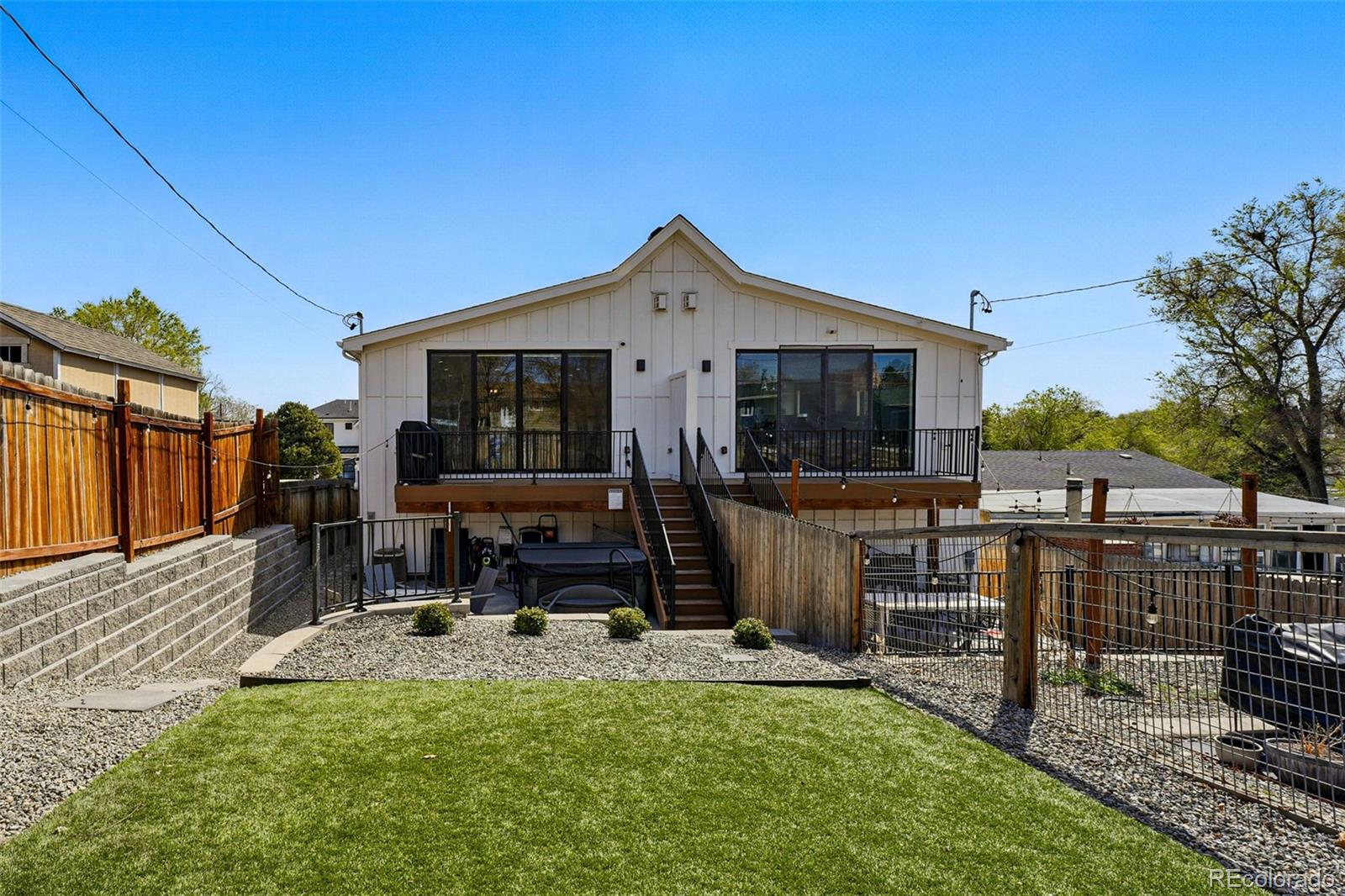 949 Raleigh Street Unit: 2