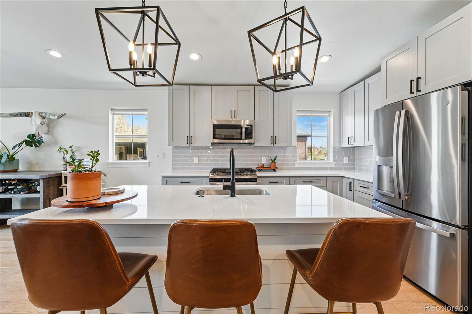 949 Raleigh Street Unit: 2