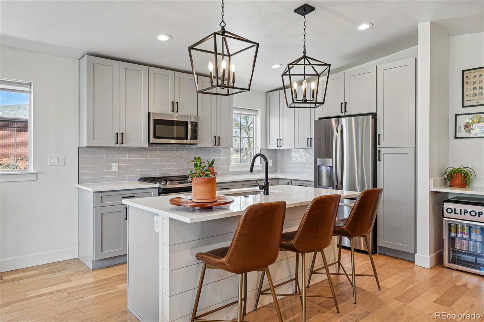 949 Raleigh Street Unit: 2