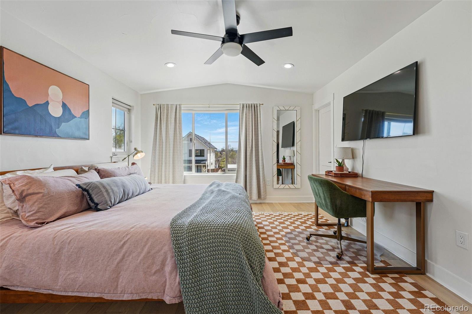 949 Raleigh Street Unit: 2