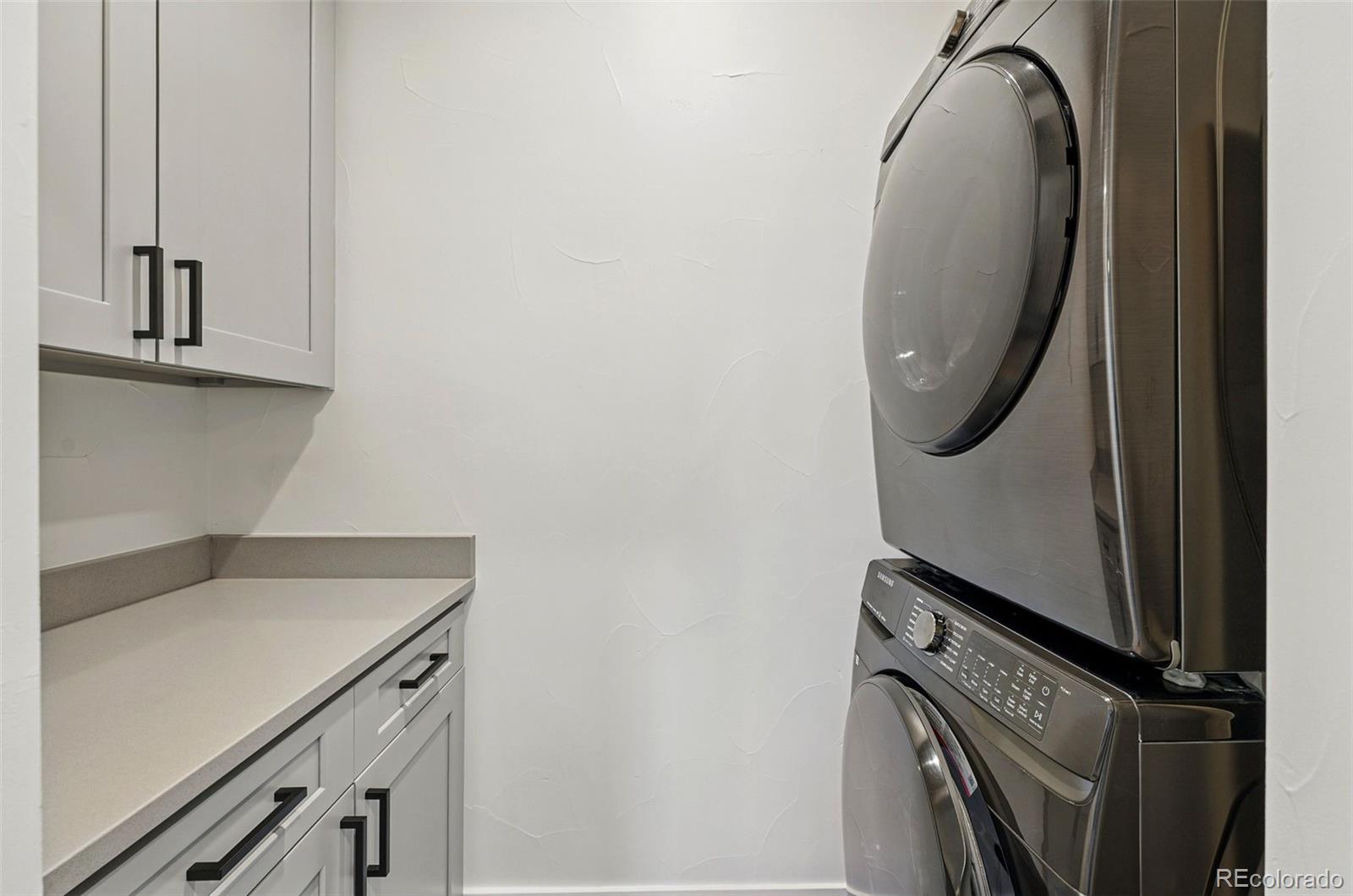 949 Raleigh Street Unit: 2