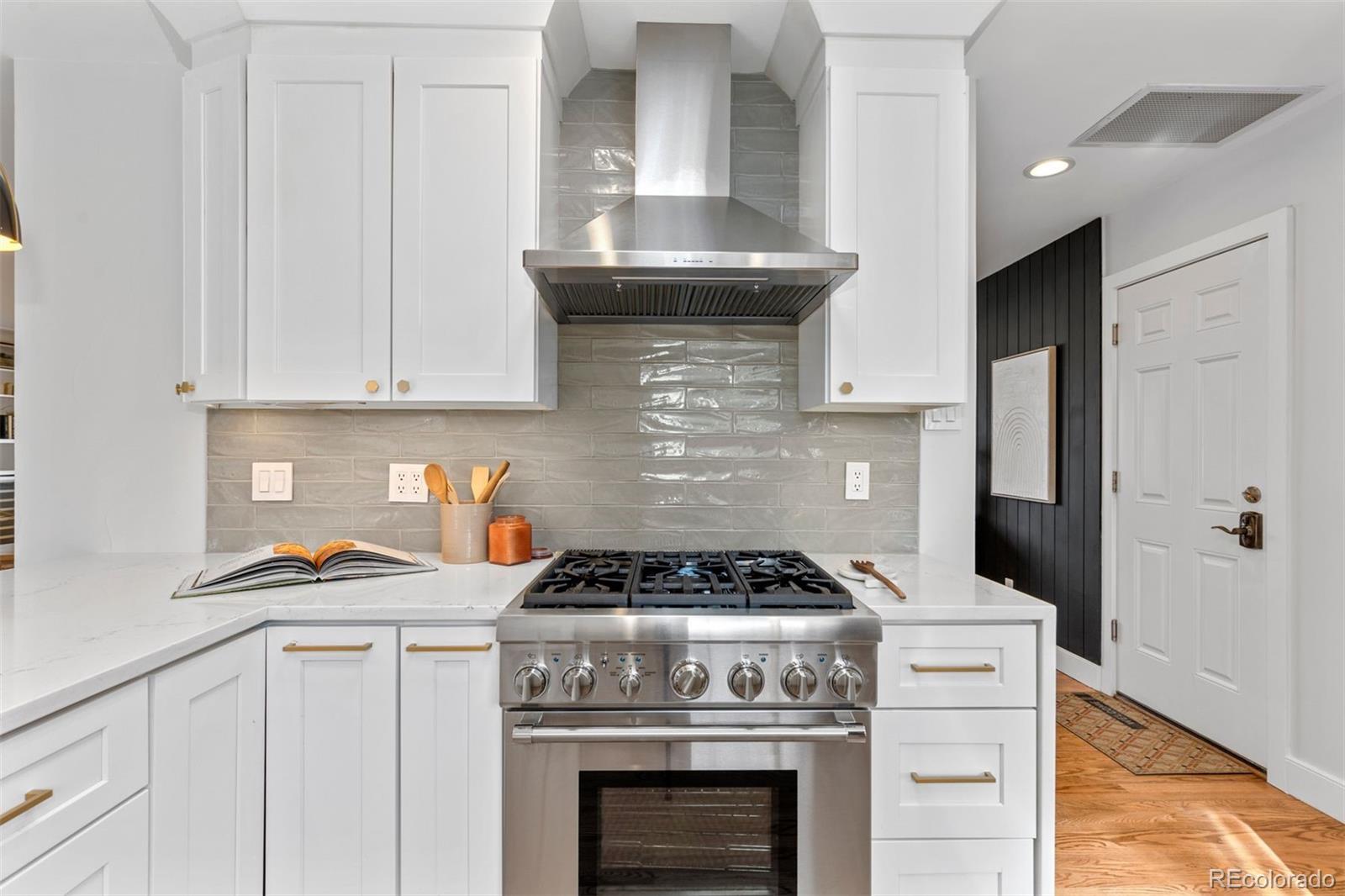 756 S Glencoe Street