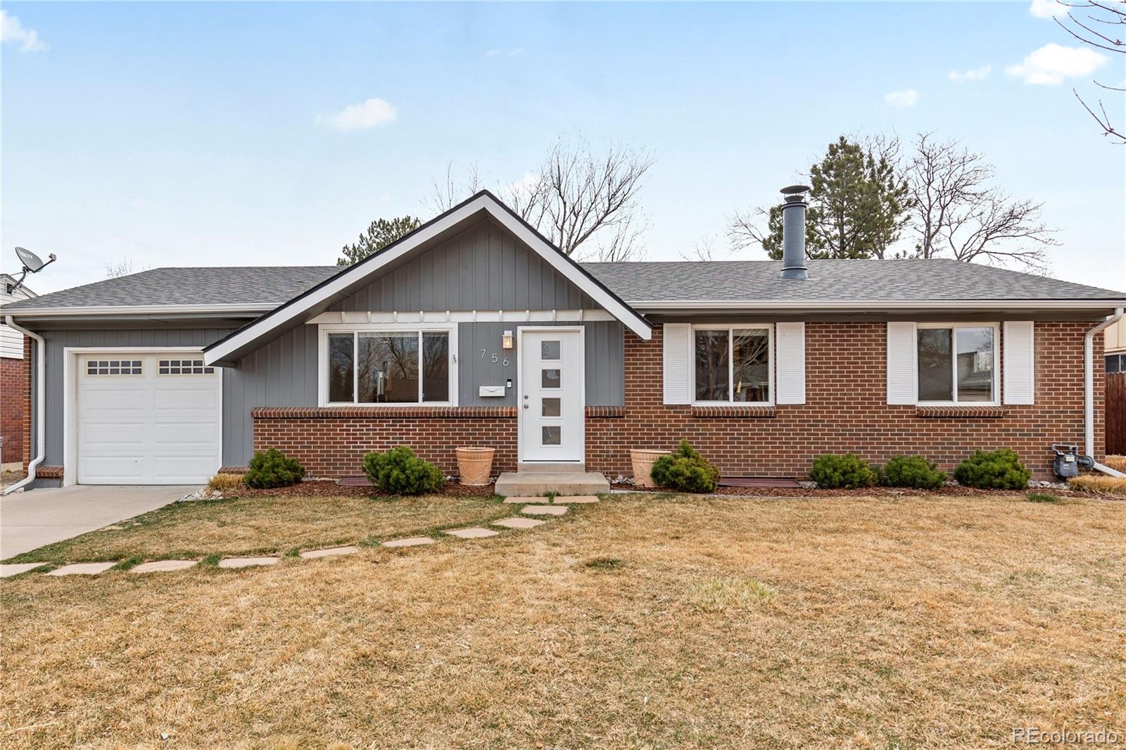 756 S Glencoe Street