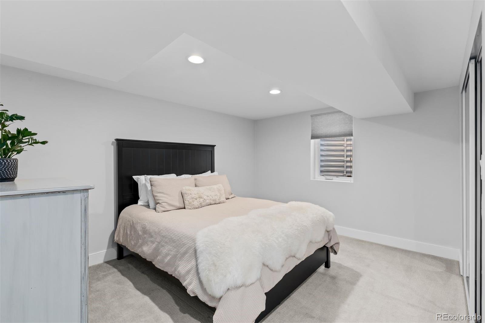 756 S Glencoe Street